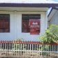 Tampilan dari depan SMAN 1 Sinonsayang beserta pagar bambu/toar