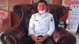 Drs. Victor Kowel, Kepsek SMAN 1 Tareran