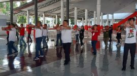 Bupati Minsel Franky Donny Wongkar, SH mengikuti senam jantung oleh Yayasan Jantung Indonesia Cabang Minahasa Selatan