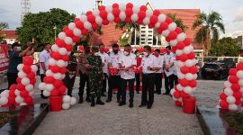 Bupati Minsel Frangky Donny Wongkar, SH meresmikan Ruang Terbuka Publik (RTP) di Pusat Kota Amurang 
