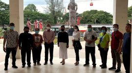 Bupati Minsel bersama Bupati Sitaro saat melakukan monitoring si Anjungan Daerah Sulawesi Utara di Taman Mini Indonesia Timur (TMII) di Jakarta Timur 