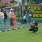 Pasukan anak TK Dharma Wanita Panasen mendatangi Makodim 1302/Minahasa 