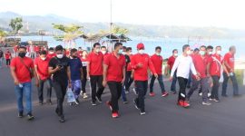 Bupati dan Wabup Minsel mengikuti jalan sehat bersama jajaran Pemkab Minsel