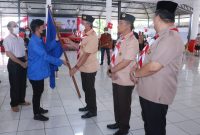 Bupati dan Wakil Bupati Minahasa Selatan menerima mahasiswa praktek KKN Unima gelombang I tahun 2022, ditandai dengan pemberian bendera pataka