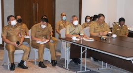 Bupati Minsel Franky Wongkar mengikuti pemeriksaan LKPD Kabupaten Minahasa Selatan lewat Zoom Meeting