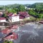 Foto/gambar abrasi Pantai Amurang