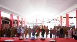 Bupati Minsel Franky Donny Wongkar bersama Forkopimcam dan masyarakat yang hadir di Musrenbang Kecamatan
