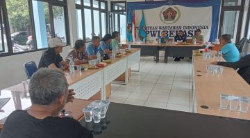 Rapat Pembentukan Panitia Konferensi PWI Bekasi: Susunan Panitia dan Harapan Plt Ketua