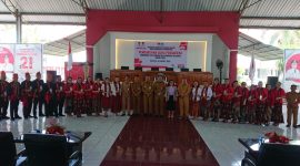 Sesi foto bersama Kadis Pendidikan Dan Kebudayaan Kabupaten Minahasa Selatan Arthur Tumipa bersama guru-guru penggerak Angkatan 8 Tahun 2024 Minahasa Selatan 