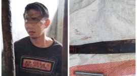 Foto: pelaku RL saat diamankan polisi, dan barang bukti sajam yang digunakan untuk membacok