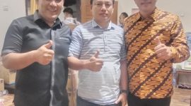 Foto: Ketua Jaringan Pemuda Remaja Islami Sulut bersama MJP - JK