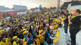 Foto: PYR-FAM di hadapan massa ribuan pendukung di Kecamatan Tumpaan