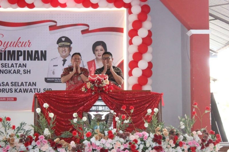 Foto: Bupati dan Wakil Bupati Minahasa Selatan, saat acara perayaan 1 Tahun Kepemimpinan 