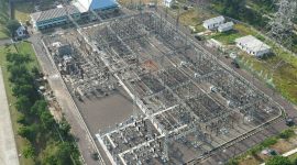 Tampak udara Gardu Induk 150 kilovolt (kV) Margakarya di Karawang International Industrial City (KIIC), Jawa Barat yang melayani suplai listrik ke industri data center di kawasan tersebut. Dengan listrik yang andal, PLN menciptakan _multiplier effect_ untuk kemajuan industri nasional.